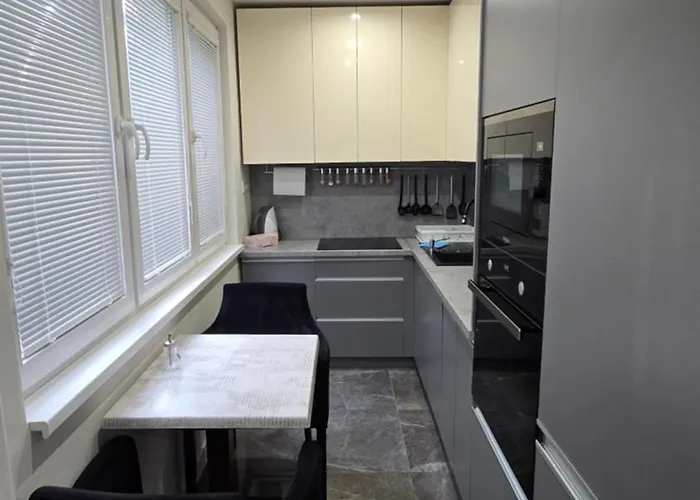 Апартаменты Slobody 4