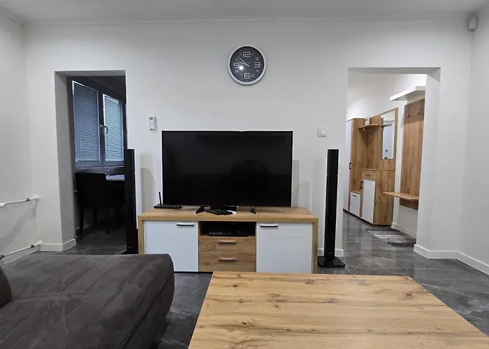 Slobody 4 Апартаменты *